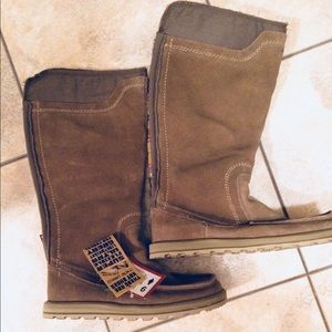 Brown Suede Sanuk Boots, size 6